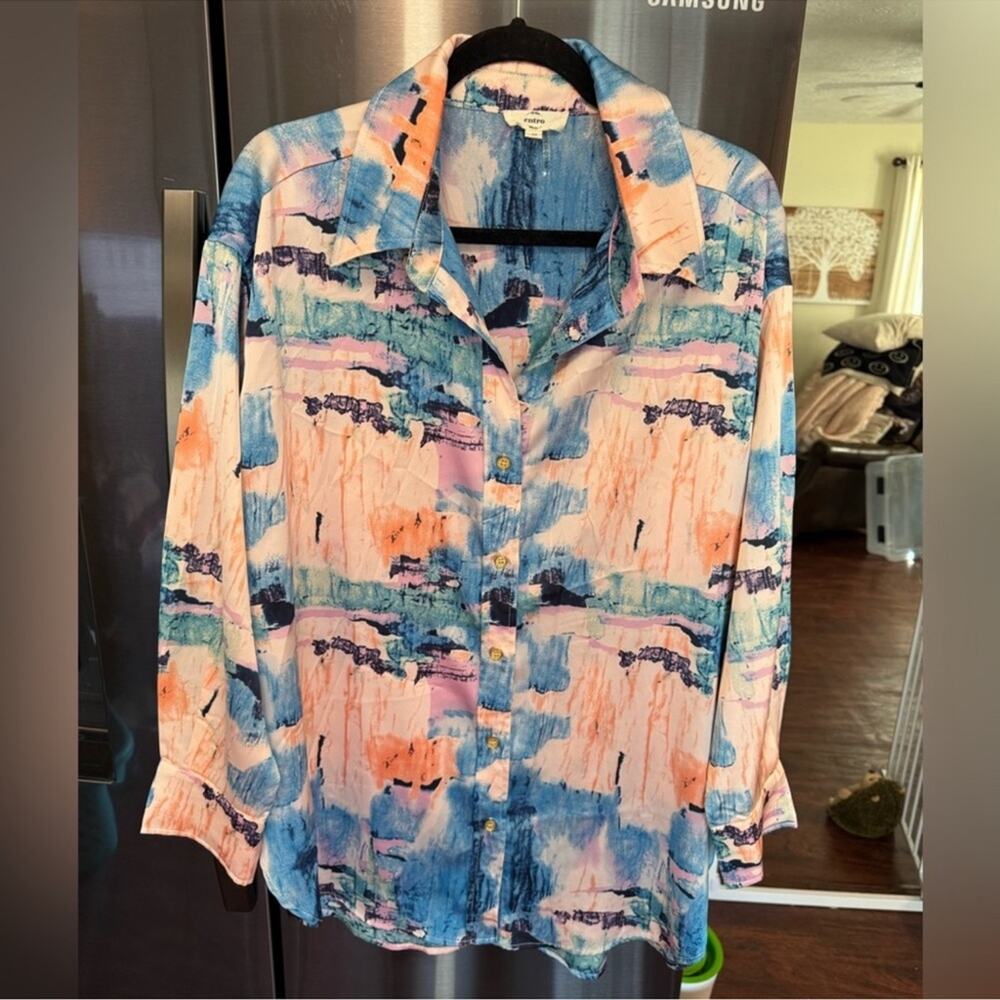(M) Entro button up top